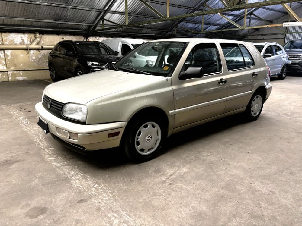 Volkswagen Golf 1.8 GL